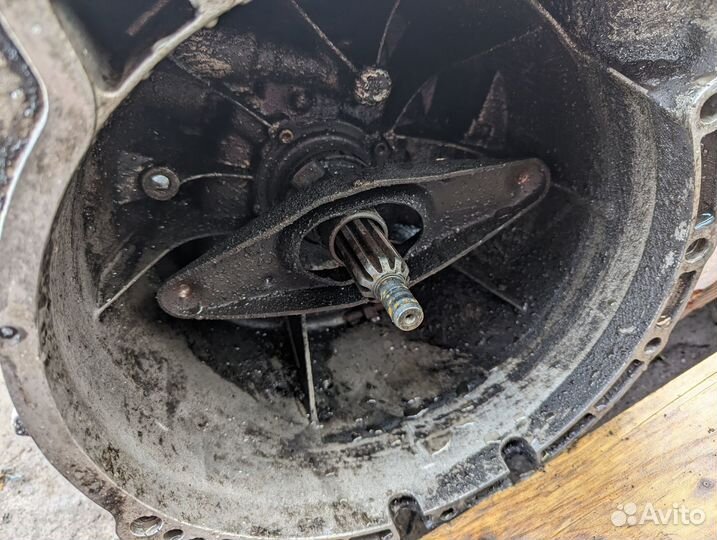 Коробка передач BMW e34 M50B25