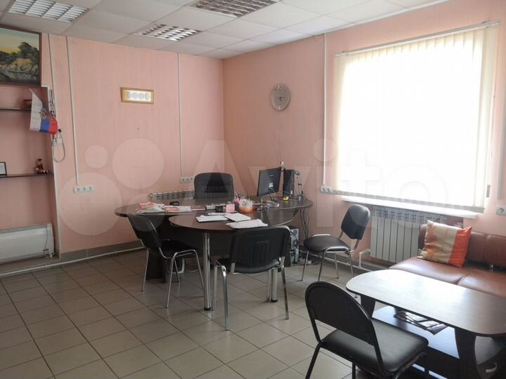 Помещение под офис/сферу услуг/торговлю, 70 м²