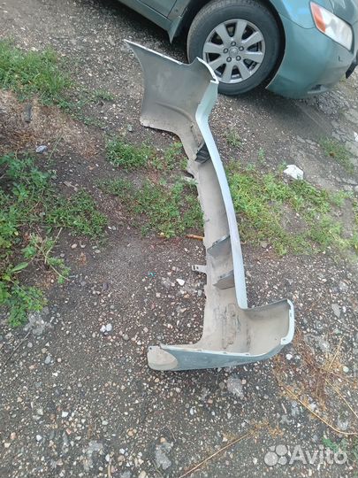 Бампер toyota raum