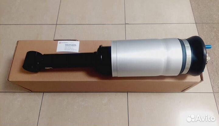 Пневмостойка Ленд Ровер Перед Задний Новая