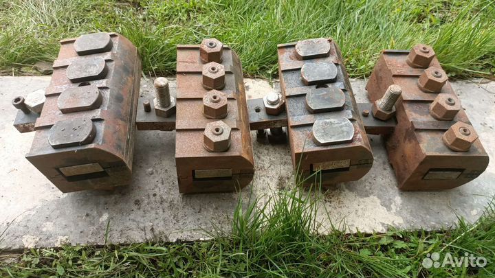 Зажимы за отбортовку порога