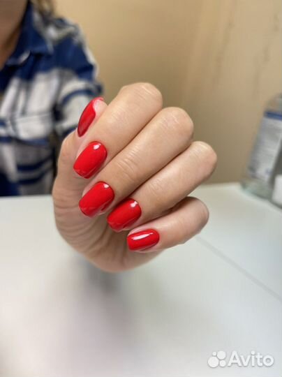 Маникюр педикюр