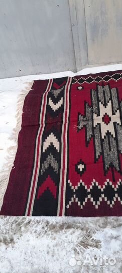 Ковер шерстяной