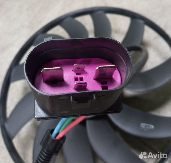 Вентилятор охлаждения радиатора (360 мм) A3/Golf V