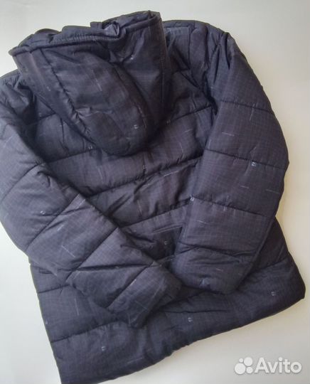 Демисезонная куртка 140см