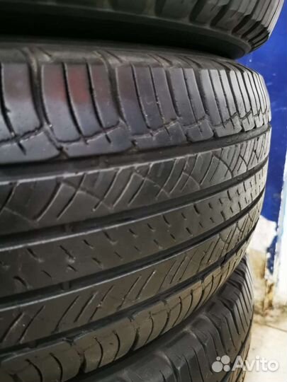 Michelin Latitude Tour HP 215/70 R16 100H