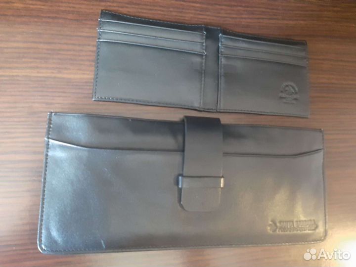 Мужское кожаное портмоне
