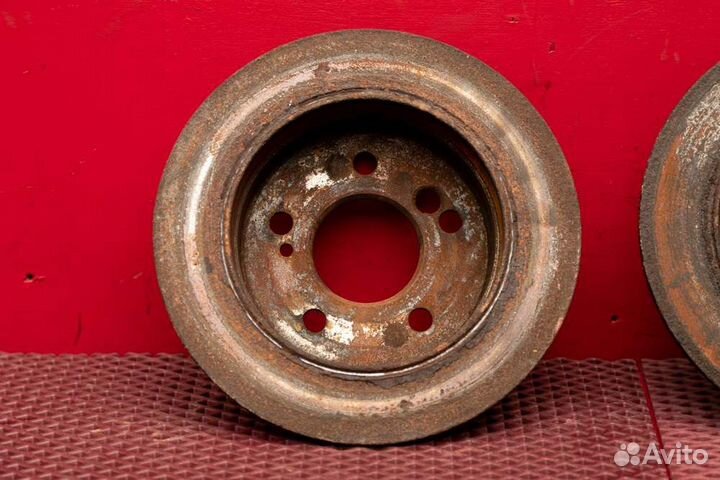 Диск тормозной задний Mercedes E200 W124 M102 1990