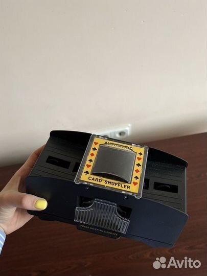 Машинка для перемешивания карт