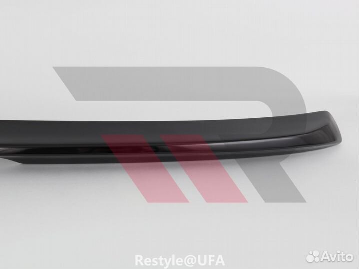 Спойлер На багажник Nissan Tiida Latio Черный