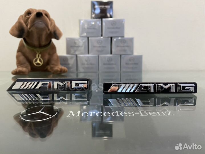 Шильдик AMG Mercedes Benz в решетку радиатора