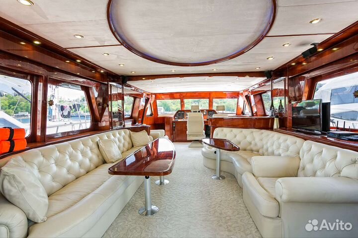 Аренда яхты с капитаном