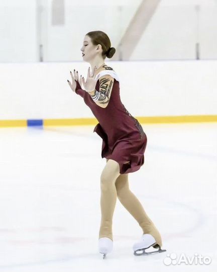 Тренер по фигурному катанию