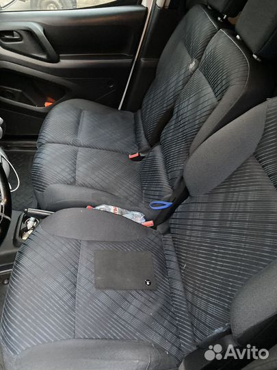 Сиденье peugeot partner b9