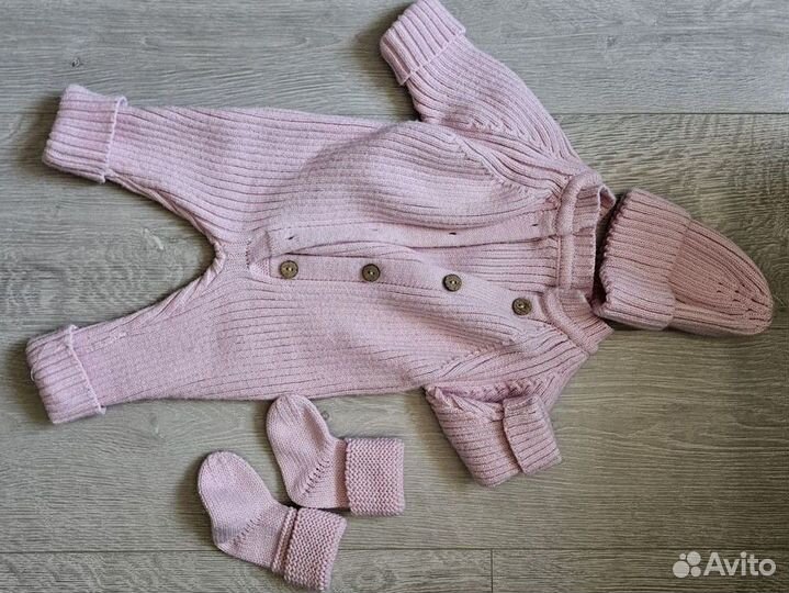 Вязаный комбинезон для новорожденного 56