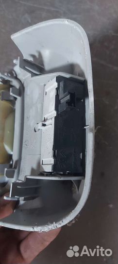 Плафон передний Peugeot 308