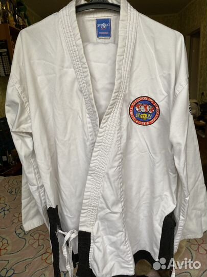 Добок для тхэквондо (кимоно, форма для занятий)