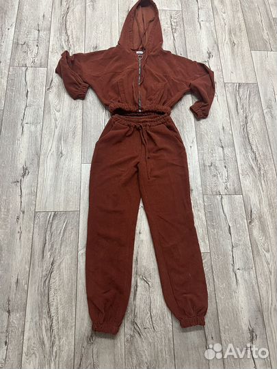 Спортивный костюм женский