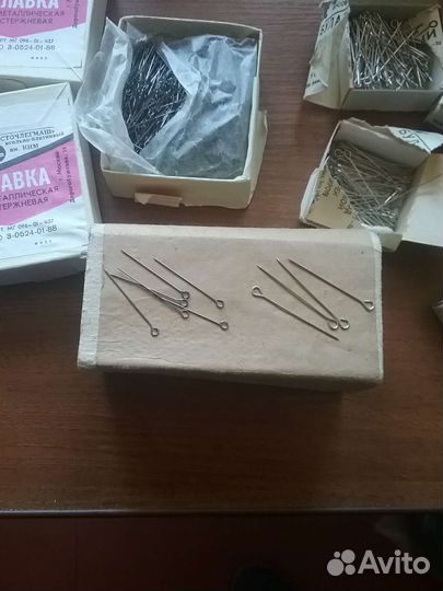 Булавки портновские, шпульки, кольца для сумок