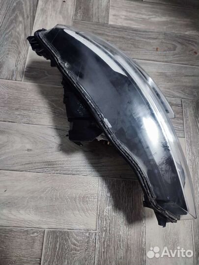 Фара Рено Аркана