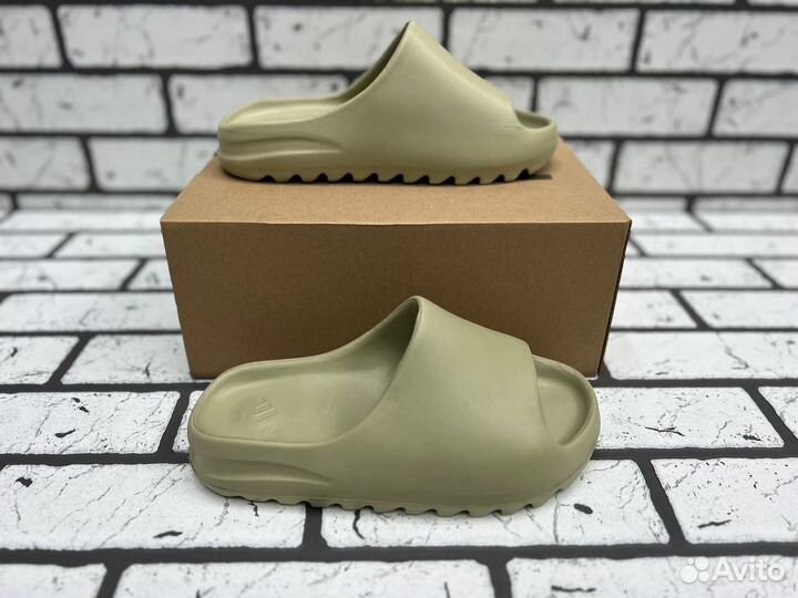 Шлепанцы Adidas Yeezy Slide Resin (36-45)