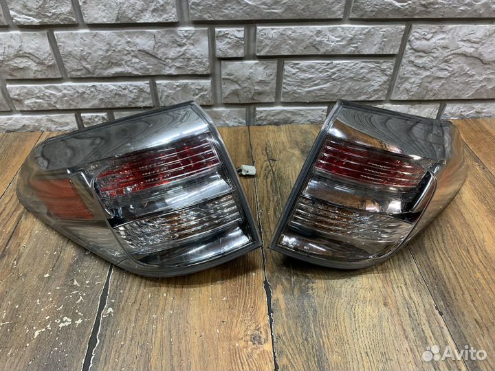 Lexus RX 350 Фонарь задний наружный левый и правый