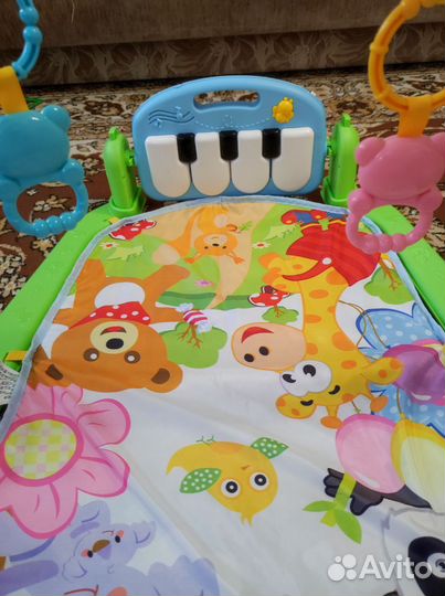 Детский игровой коврик с пианино