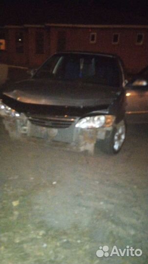 Kia Spectra, 2004