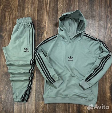 Спортивный костюм Adidas