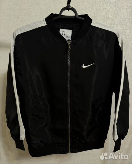 Бомбер Nike черный с белым лампасом