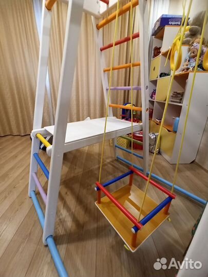 Шведская стенка (детский игровой комплекс)