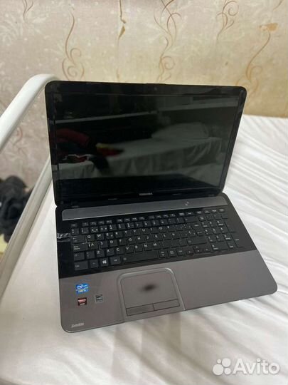 Ноутбук toshiba satellite