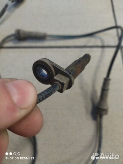 Датчик abs передний левый Nissan Sentra