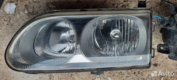 Фары Mitsubishi Delica PD6W