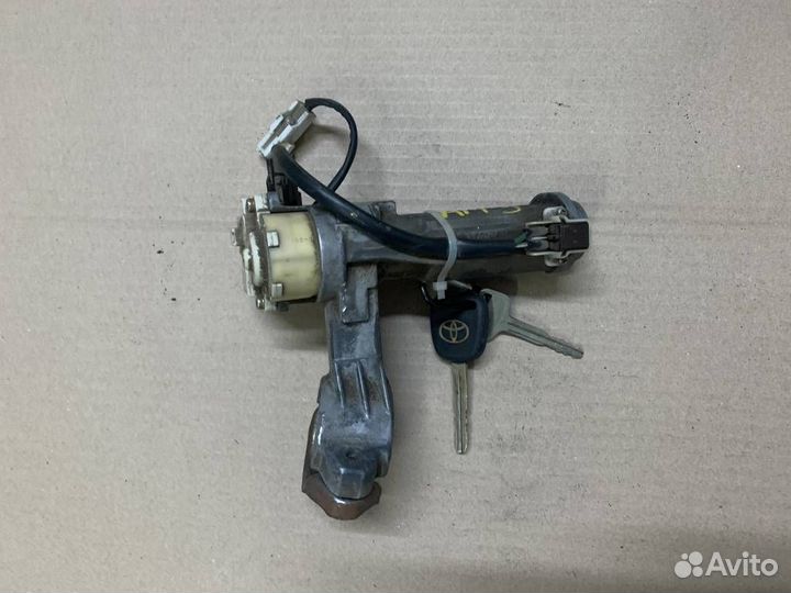 Замок зажигания toyota carina AT192