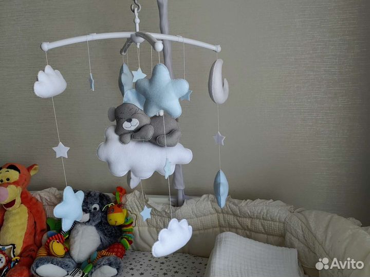 Мобиль на кроватку