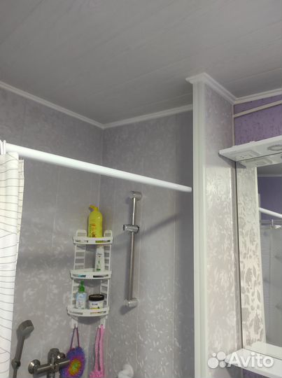 Специальные душевые кабины и поддоны