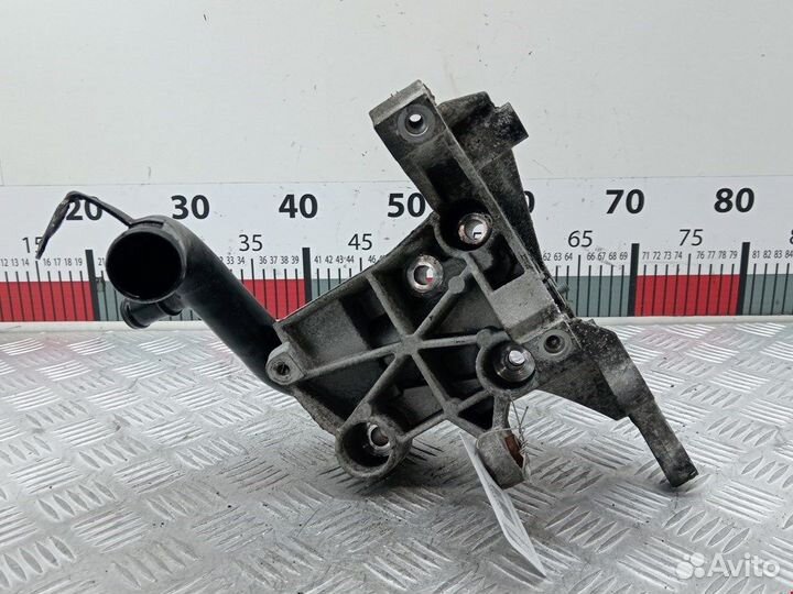 Кронштейн гидроусилителя для Volkswagen Phaeton