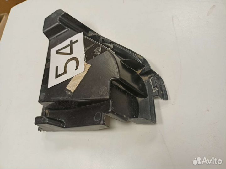 Дефлектор радиатора правый Renault Logan