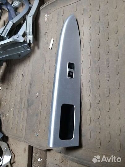 Кнопка передняя правая лифан солано