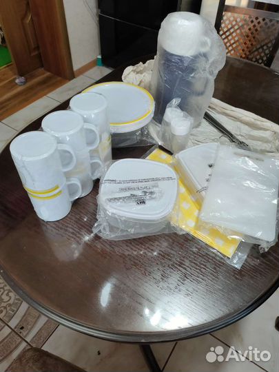 Набор посуды для пикника (46 предметов)