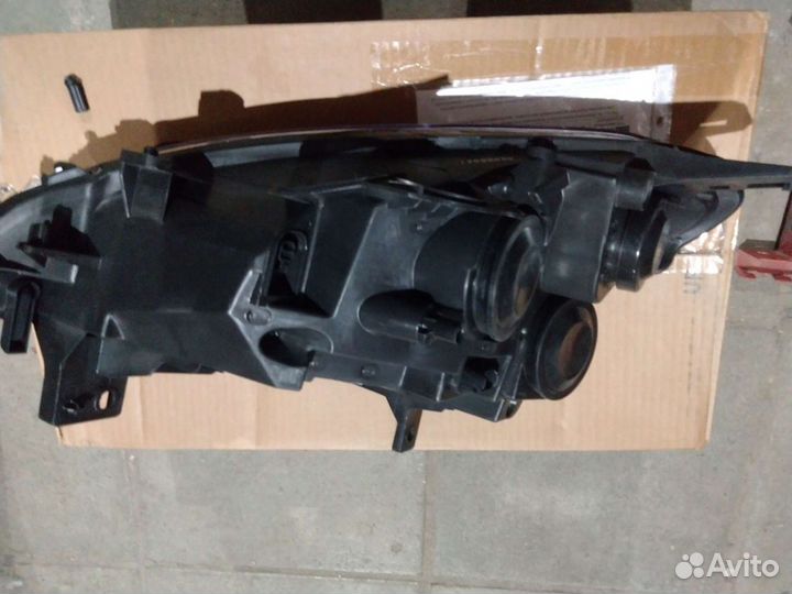 Фара основная правая Peugeot Partner\Partner Tepee