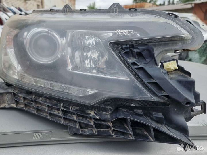 Правая фара Honda cr-v 4