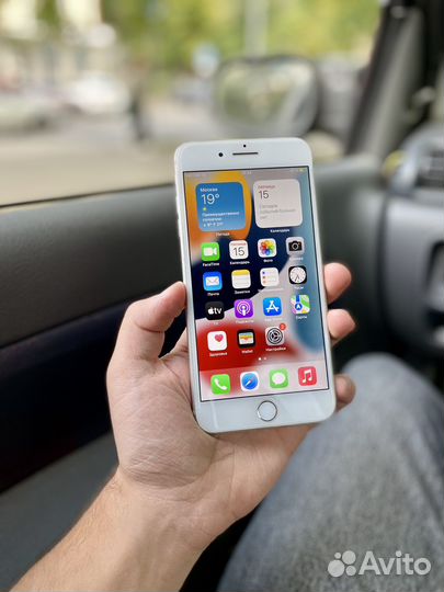 iPhone 8 plus 64 оригинал