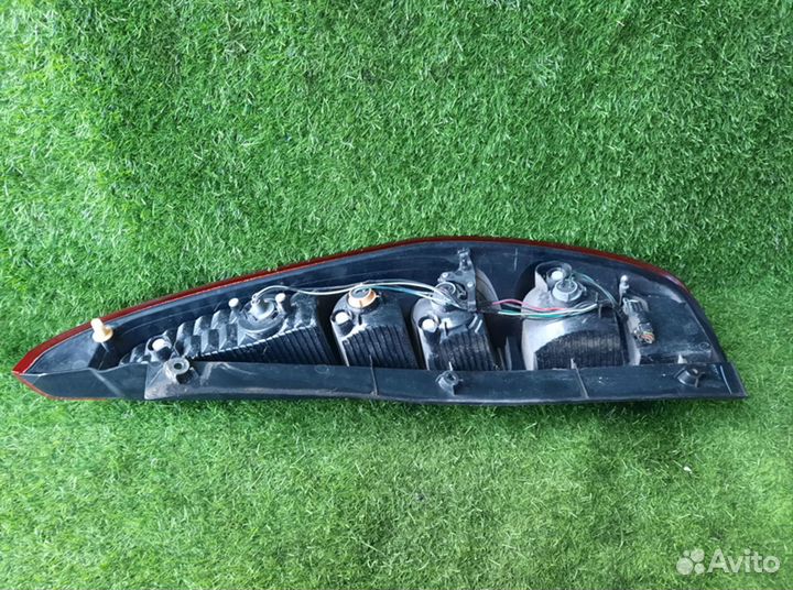 1402 Стоп-сигнал задний левый Mitsubishi Colt VI