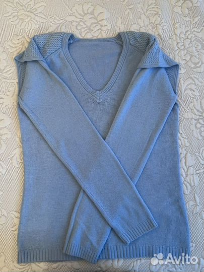 Свитер женский