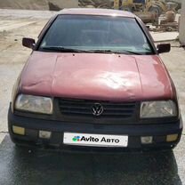 Volkswagen Vento 1.8 MT, 1992, 147 000 км, с пробегом, цена 165 000 руб.