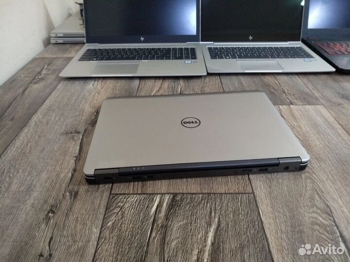 Ноутбук Dell (Intel core i5, SSD 256 Гб )
