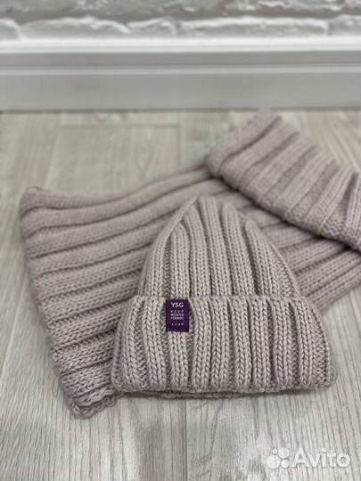 Комплект шапка и снуд женский