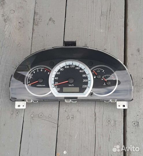 Chevrolet Lacetti щиток приборов АКПП